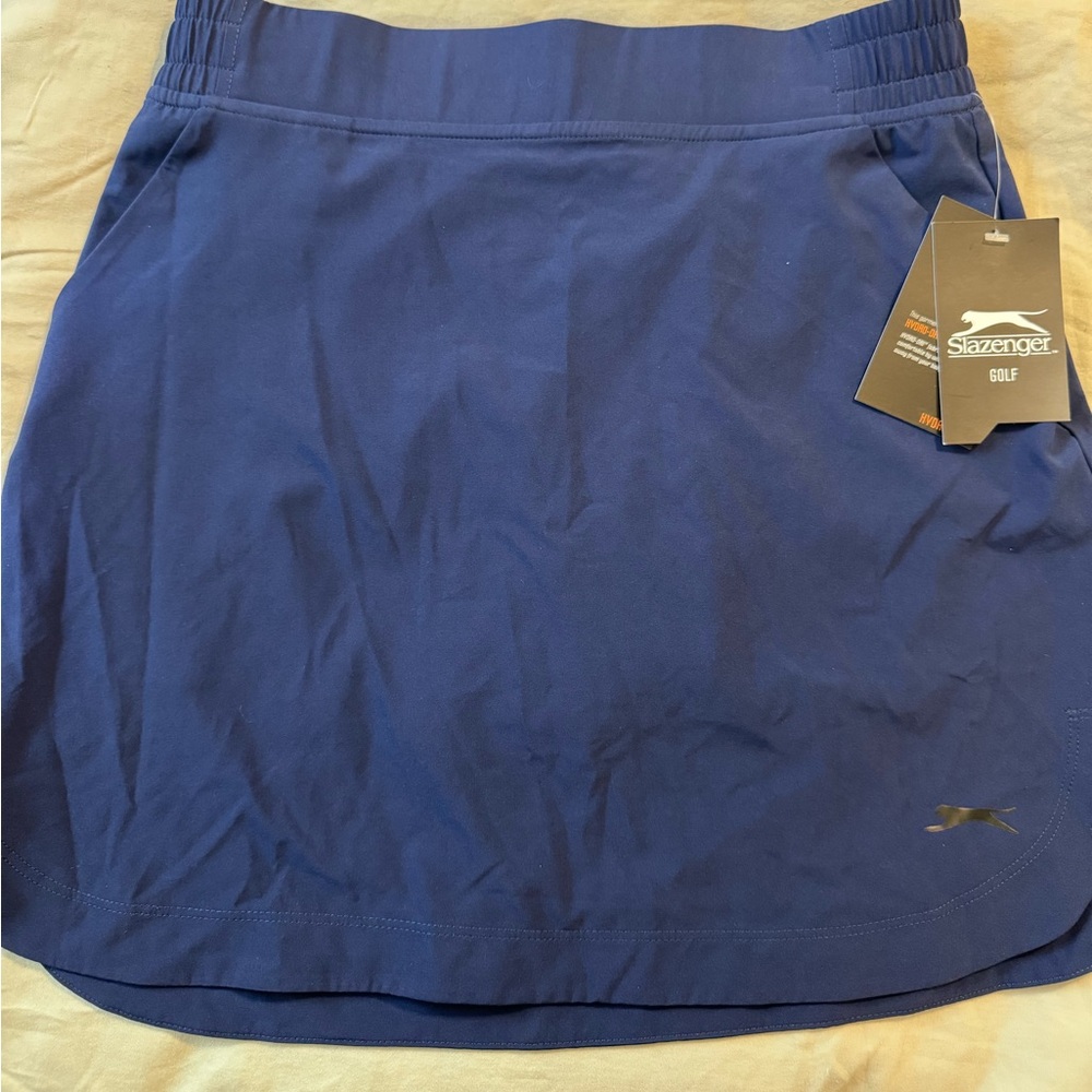 BRAND NEW navy blue slazenger golf skort!
